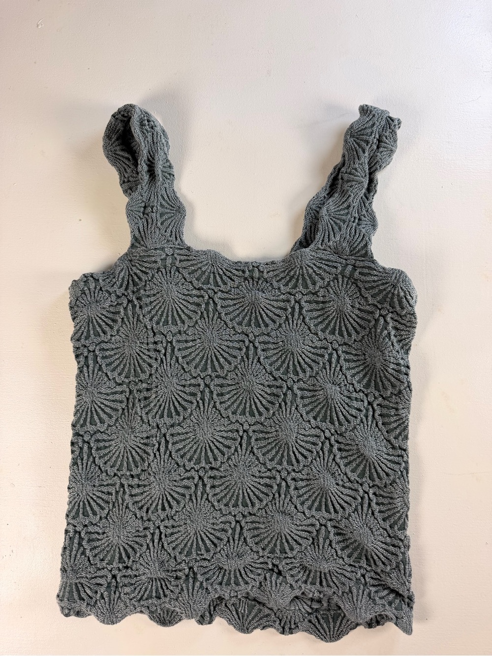 Women's Gray Textured Knit Tank Top - Sleeveless Crochet-Style Shell
